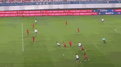泰山后场被断球，埃朱玛推射破门，海牛2-0泰山