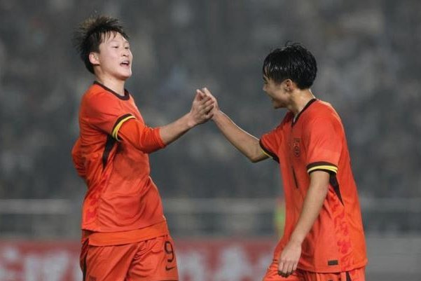 U17国足出征亚洲杯名单：邝兆镭、万项、谢晋、帅惟浩在列