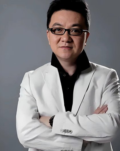 董路总教练，乌尔肯主教练，吴探球探，北京董训启航