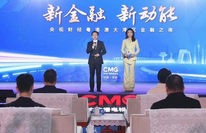 香港2500万刀拿下直播权，央视多少价钱是合理的？
