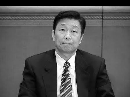 李源一失误后散步惹争议