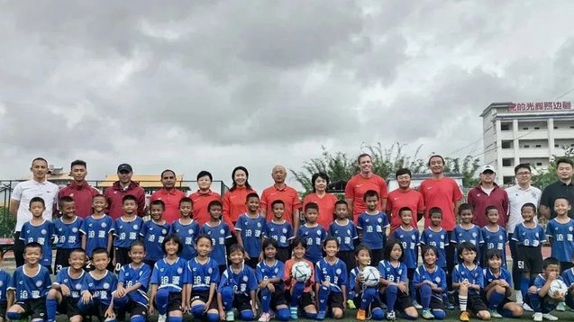 中国足球协会“玫瑰绽放”计划启动中青赛能力提升