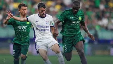中超-法比奥双响塞鸟破门 国安3分钟2球3-2险胜铜梁龙