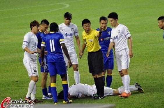 记者爆料：陈涛与新鹏城体育总监丹尼尔因用人权发生争执