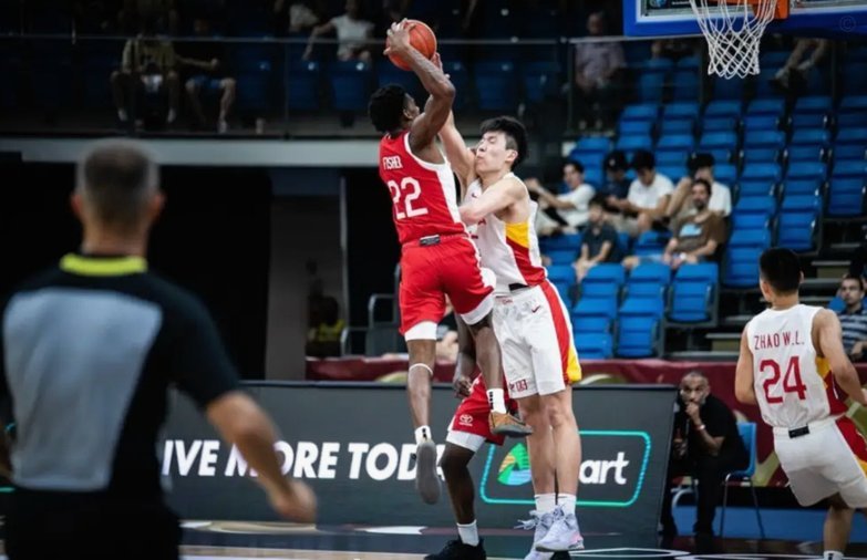 中国U19对阵刚果U23，山羊君亲临现场