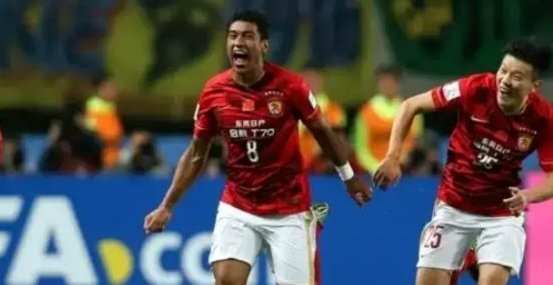 大家觉得11个在中超踢球的球员能不能进世界杯