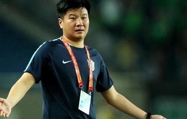 李金羽：当初质疑梅西，我在微博挨了两万多骂
