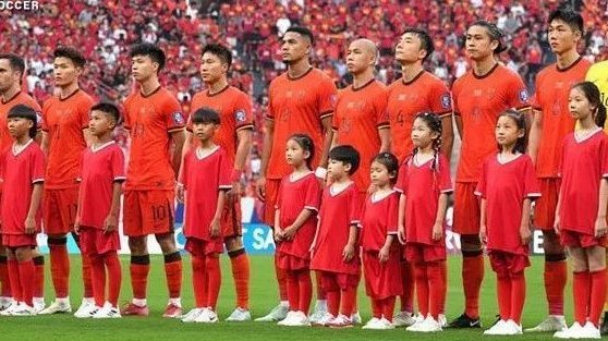 中国足球篮球不行的原因