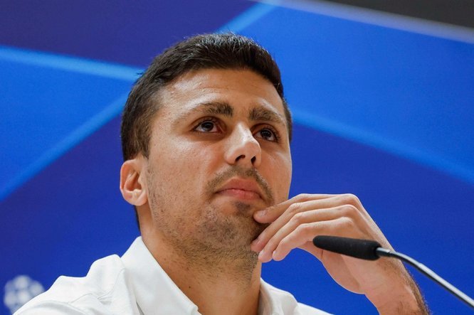 罗德里：攻守兼备，我们已证明能击败法国