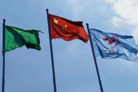 中国足球从业者傲慢自大，阻碍发展