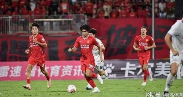 绍尔头球制胜武汉三镇1-0力克重庆铜梁龙